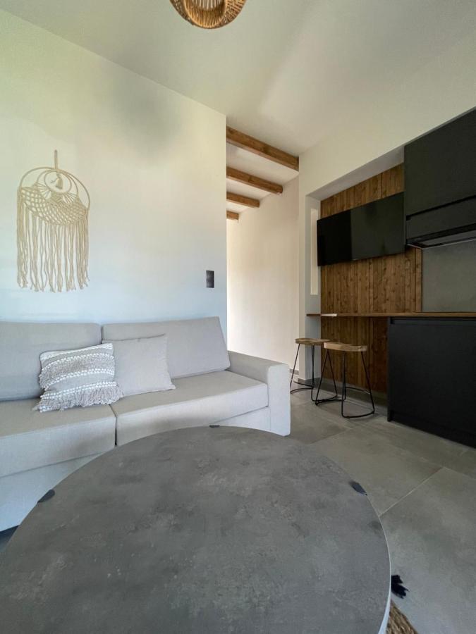 Aellw Cozy Apartment 2 Nea Thesi Kültér fotó